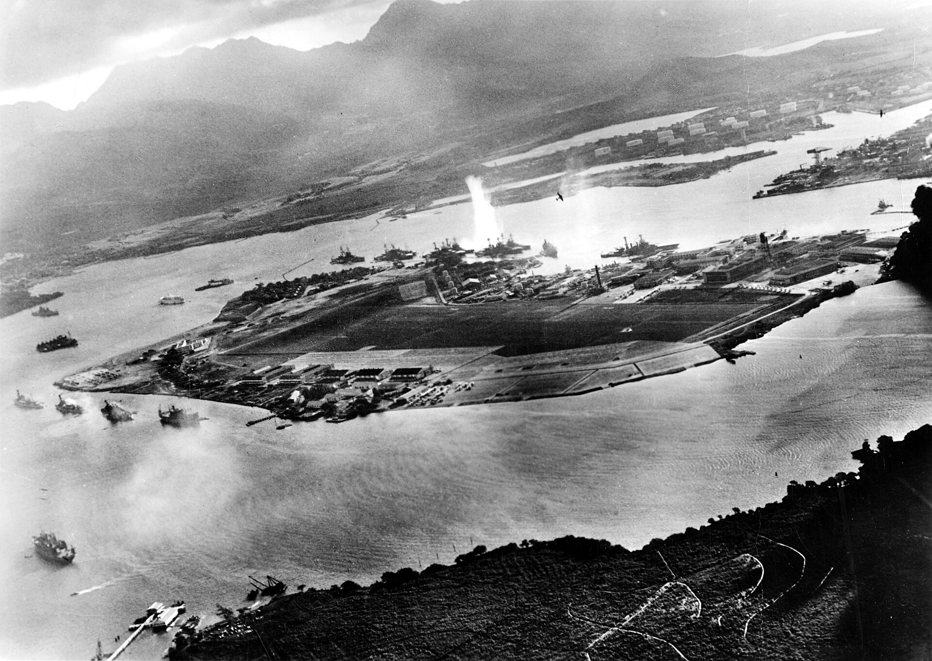 Naval Station Pearl Harbor Asbestos Exposure: Navy Veterans' Guide to VA Claims and Mesothelioma Litigation