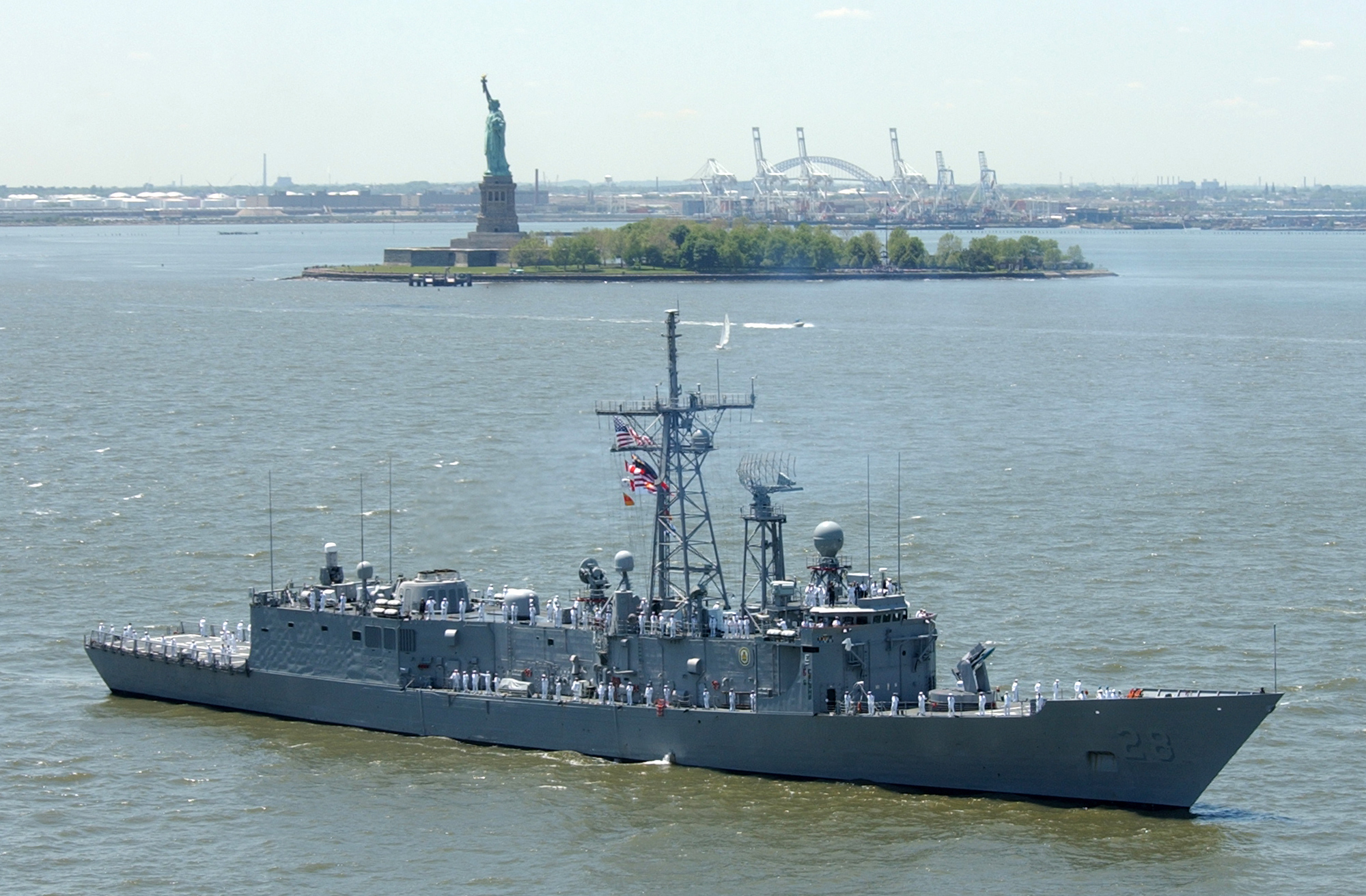 USS Boone (FFG-28)