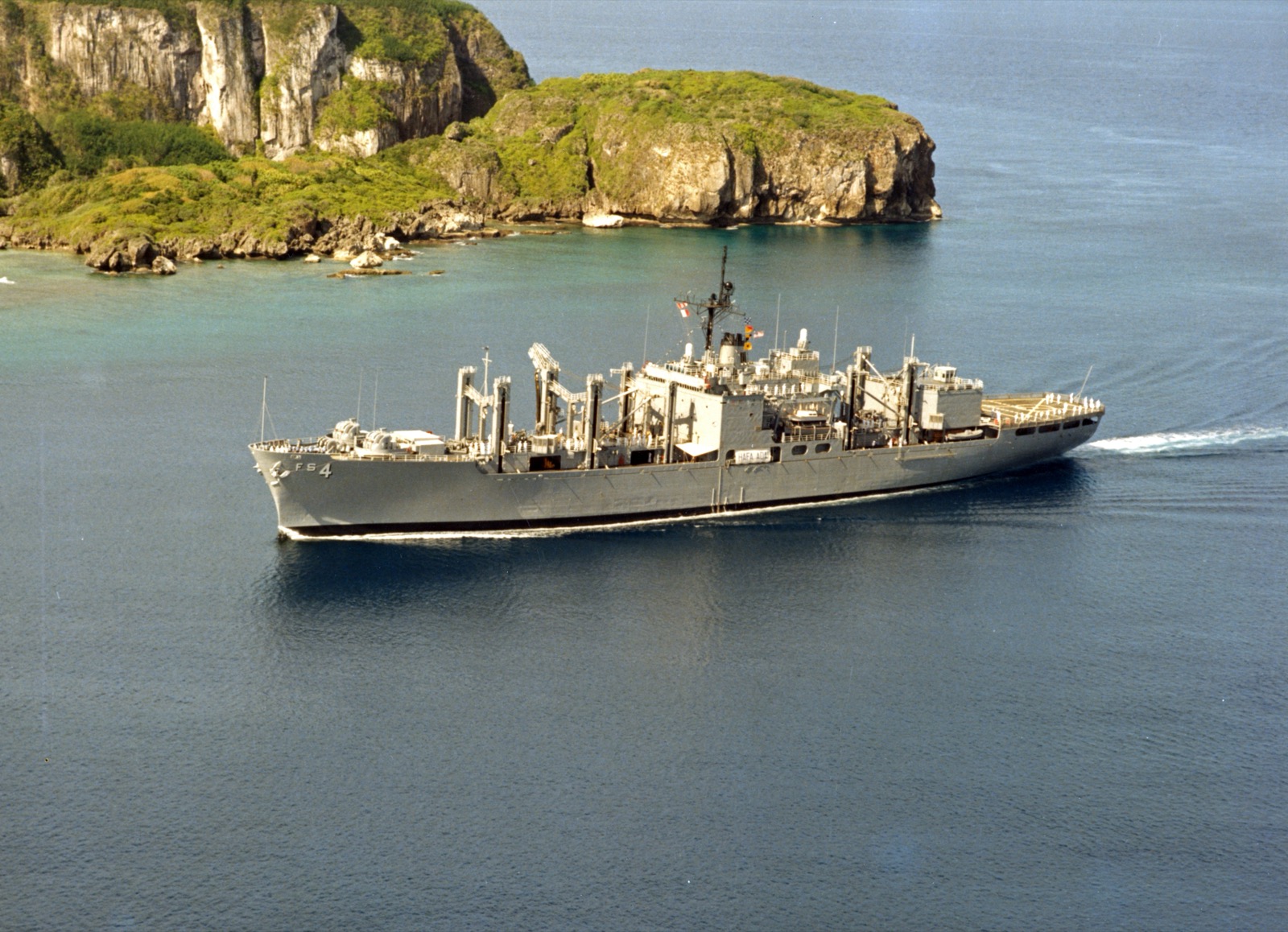 USS White Plains (AFS-4)